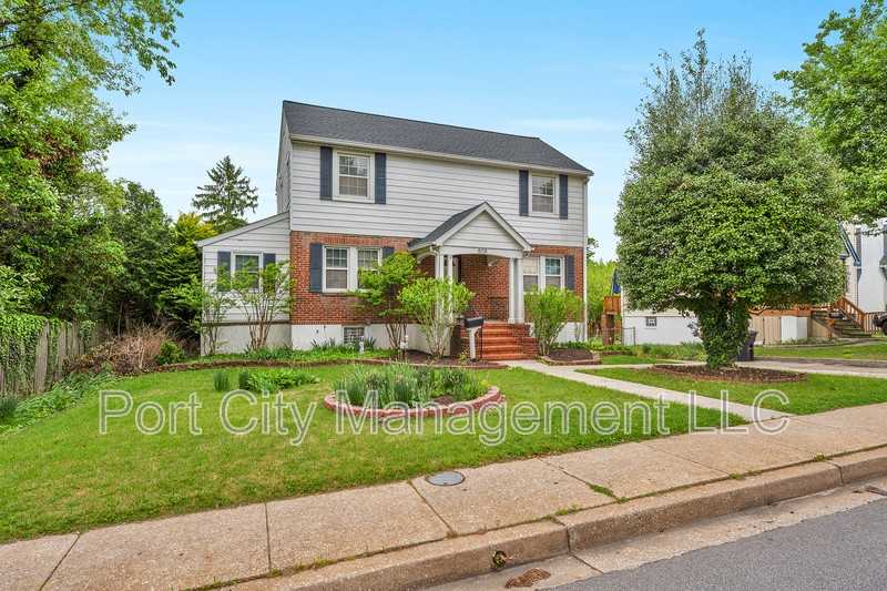 808 S Beechfield Ave - Photo 2 of 30