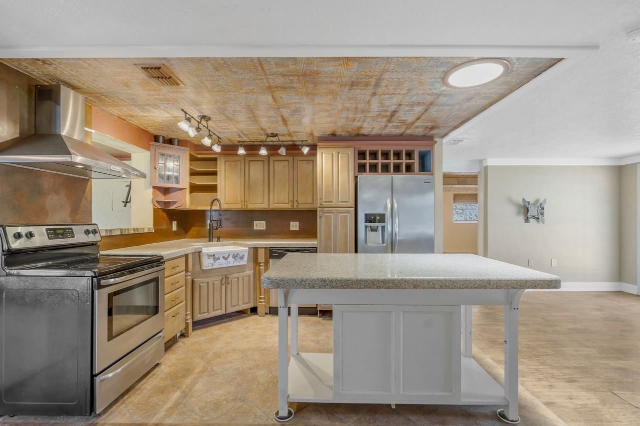 254 W Canal Dr #NA - Photo 5 of 20