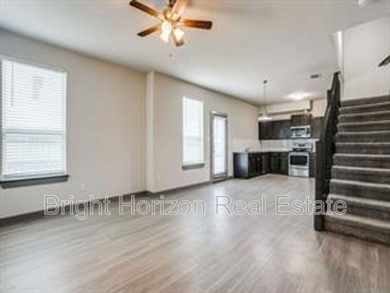 10684 Tube Dr #502 - Photo 4 of 23