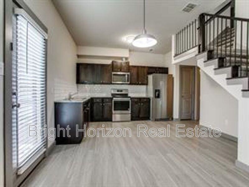 10684 Tube Dr #502 - Photo 5 of 23