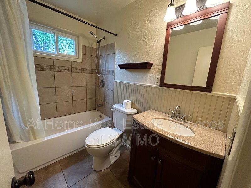 2329 W Bodeb St - Photo 5 of 9