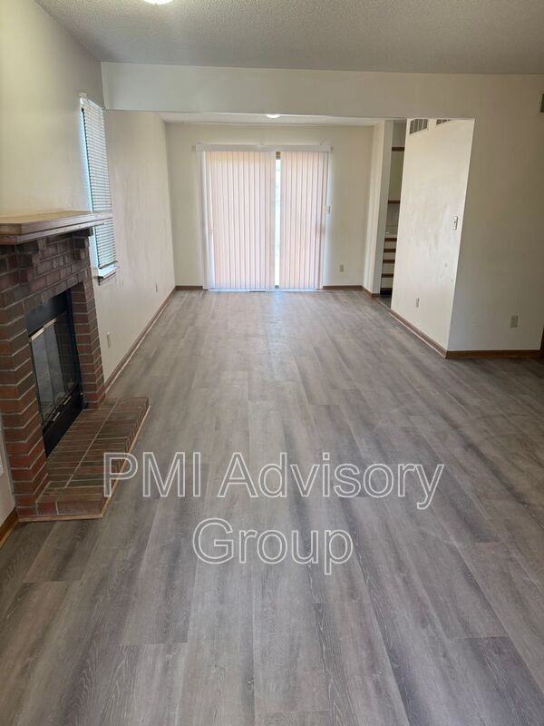 6131 Sw 26th St #A - Photo 5 of 10