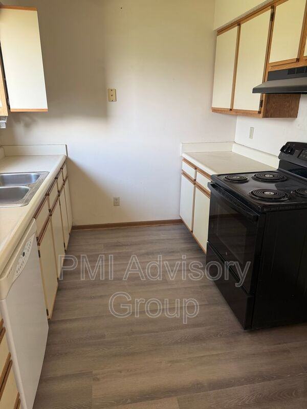 6131 Sw 26th St #A - Photo 6 of 10