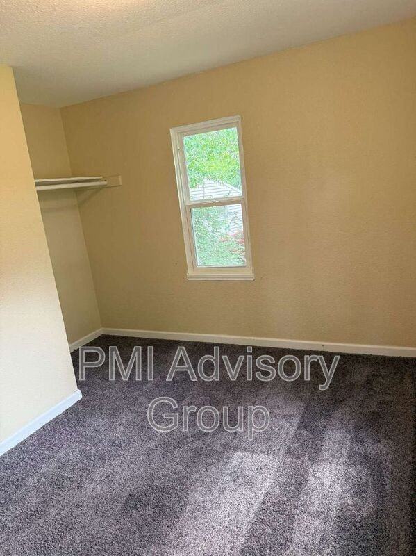 2524 Sw Valley Brook Ln - Photo 7 of 13