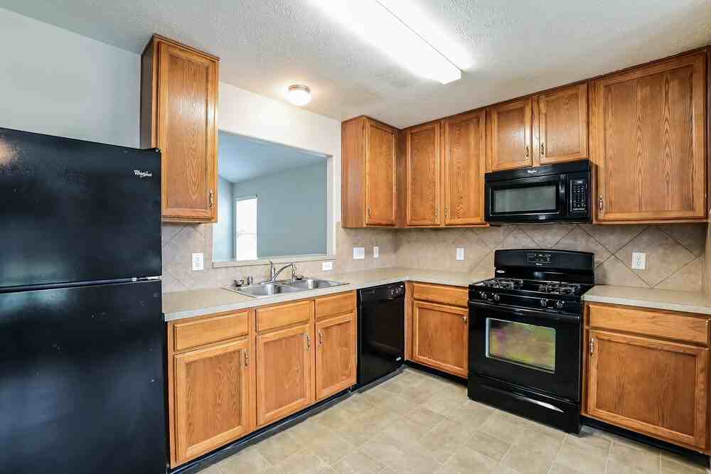 4018 Falvel Shadow Creek Dr - Photo 7 of 19