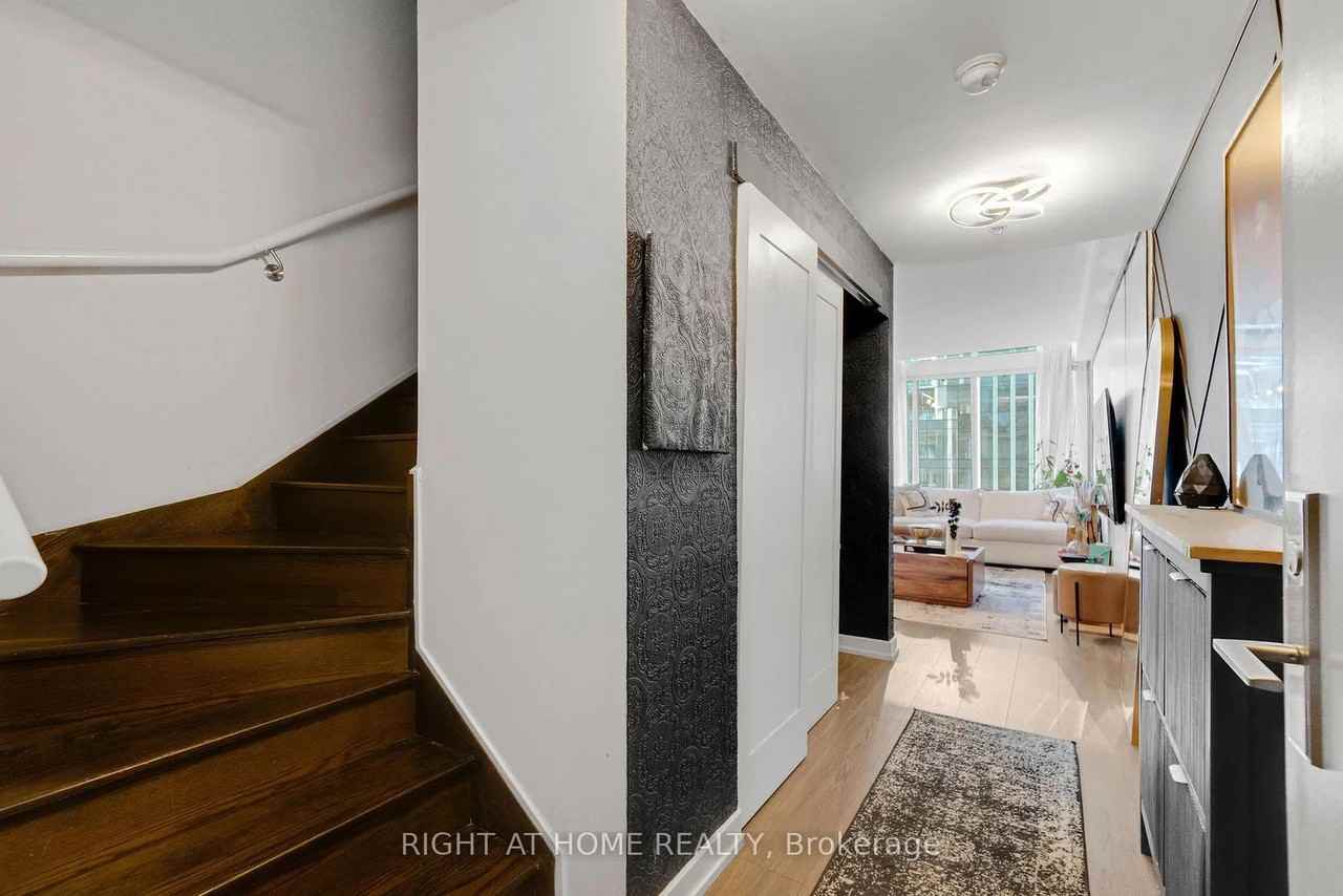 21 Nelson Street - Photo 4 of 44