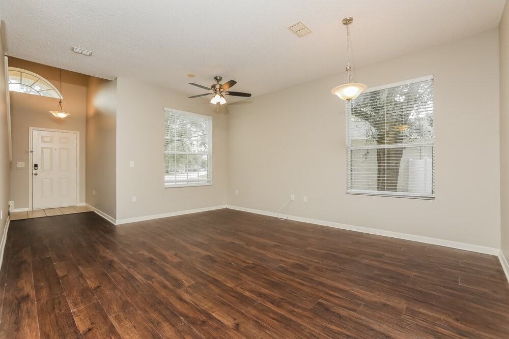 233 Bluff Pass Dr - Photo 6 of 17
