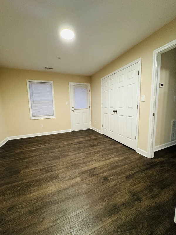 1150 Cross Creek Cir - Photo 4 of 21