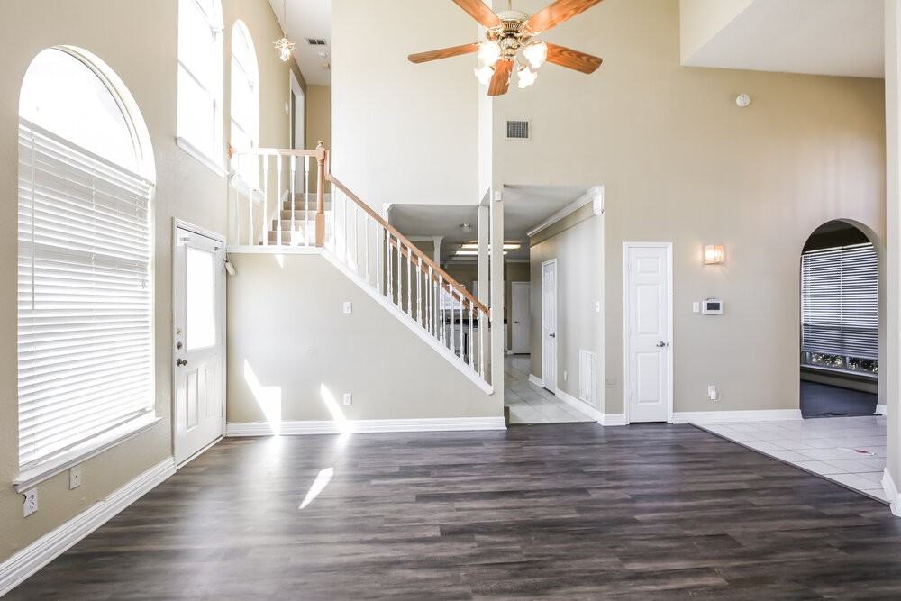 1225 Paul Dr - Photo 3 of 25