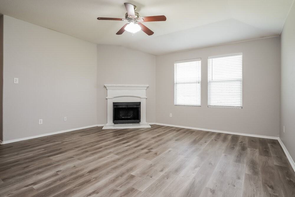 1625 Grassy View Dr - Photo 6 of 17