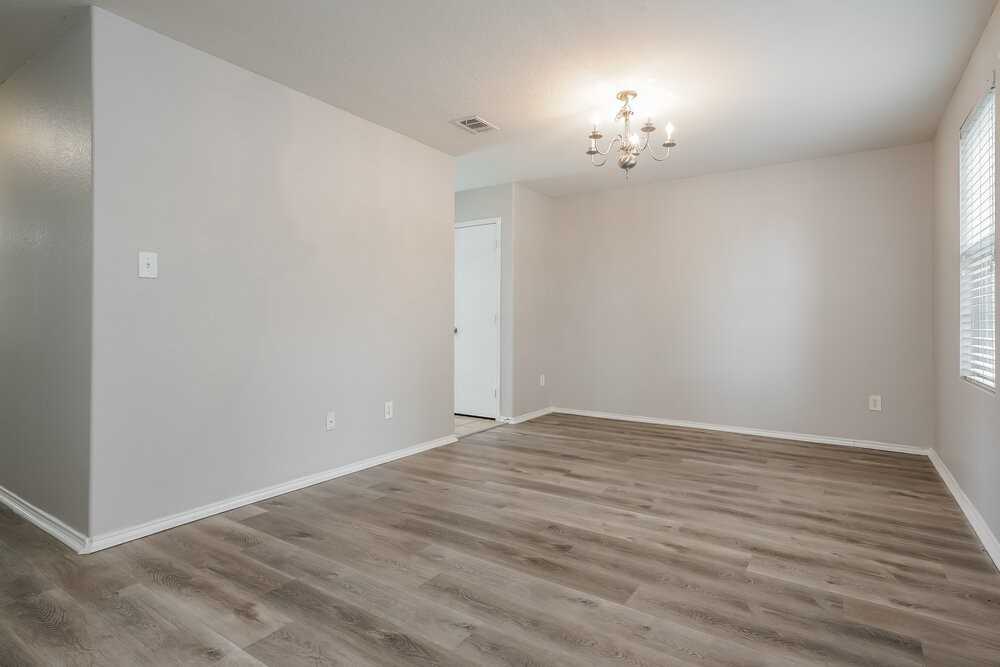 1625 Grassy View Dr - Photo 7 of 17