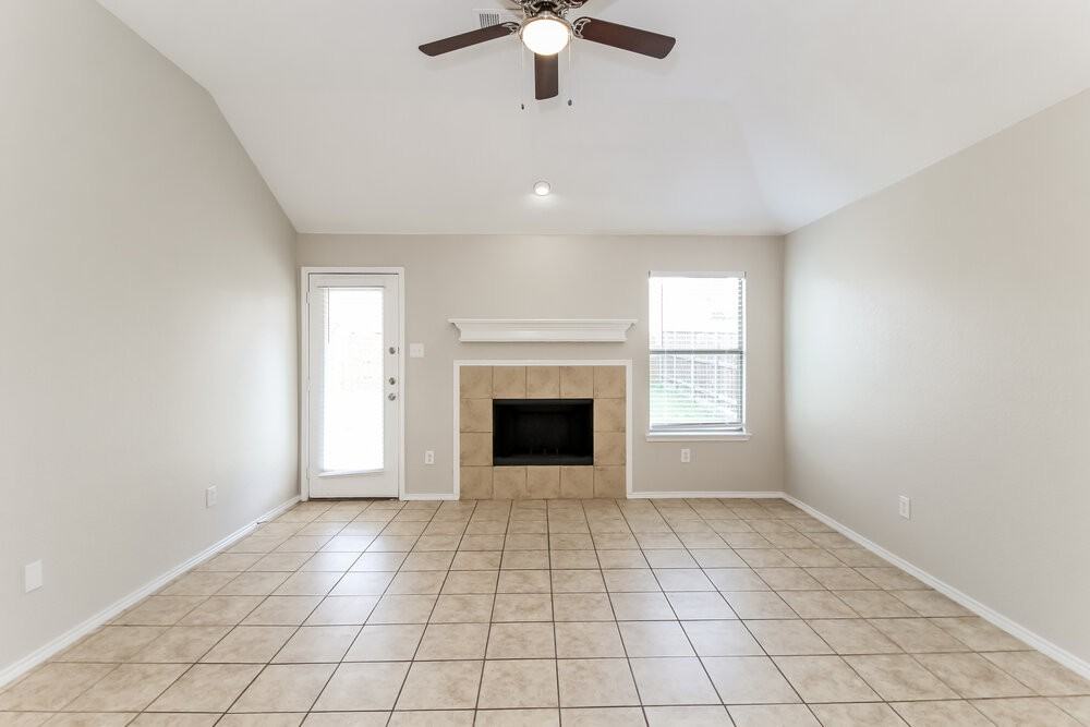 129 Arbordale Way - Photo 3 of 16