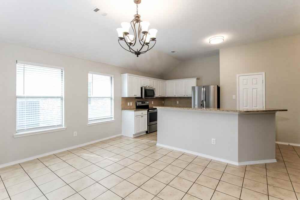 129 Arbordale Way - Photo 4 of 16
