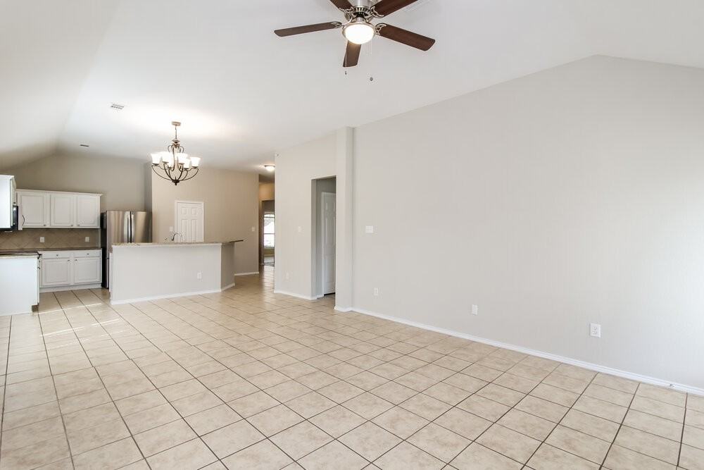 129 Arbordale Way - Photo 5 of 16