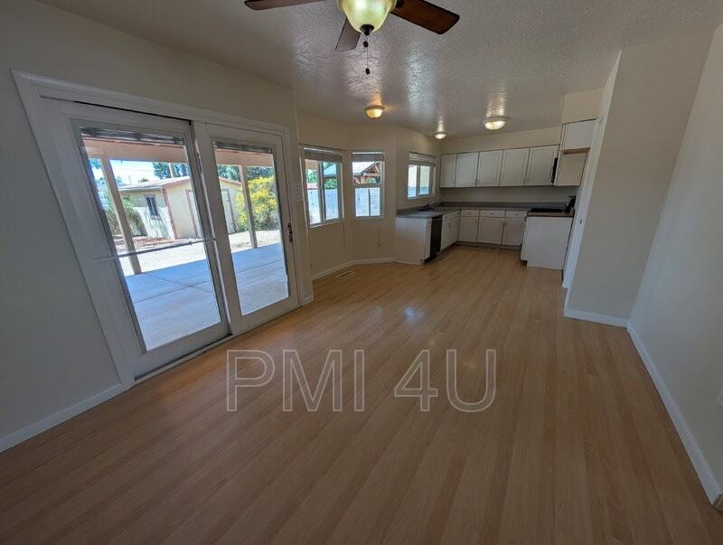 4225 Penelope Pl Ne - Photo 5 of 28