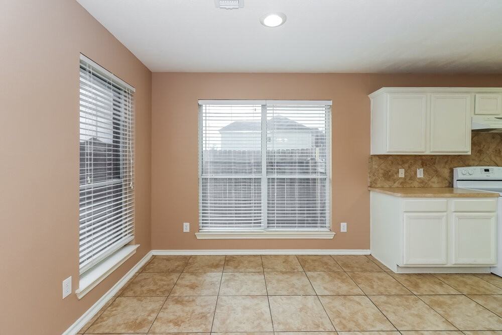 16707 Great Oaks Glen Dr - Photo 6 of 18