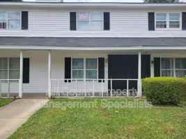 featured image of 1307 Cactus Ave #6B