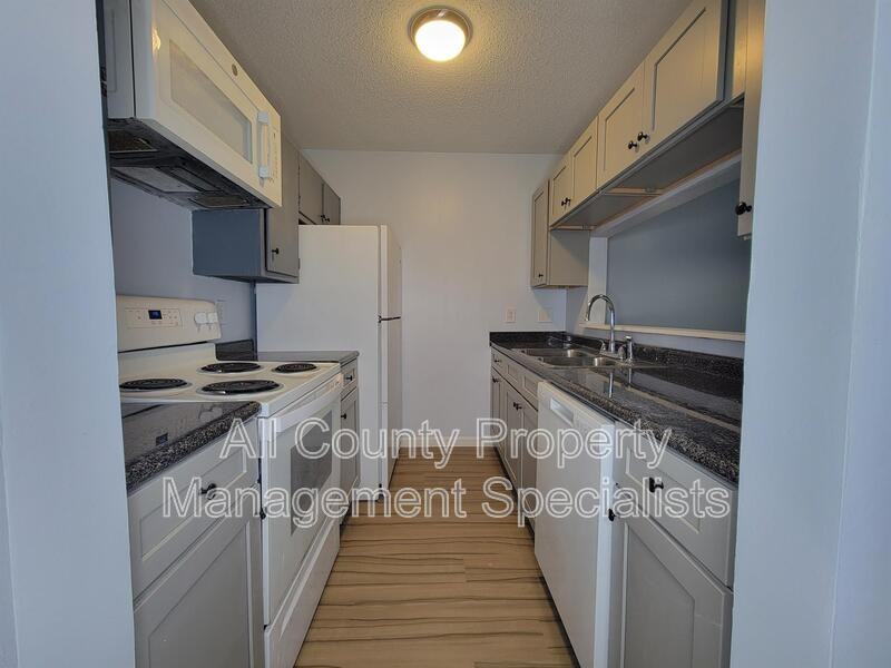 1307 Cactus Ave #6B - Photo 3 of 7