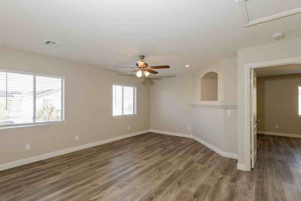 1132 Aldenwood Ave - Photo 6 of 20