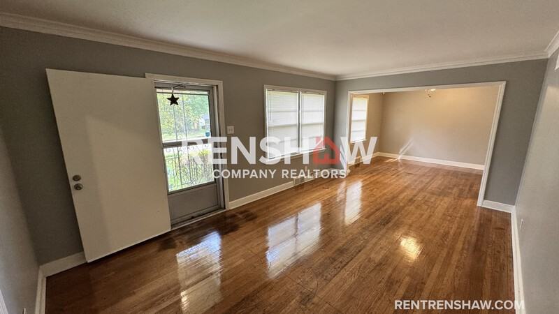 3144 S Glengarry Rd - Photo 2 of 26
