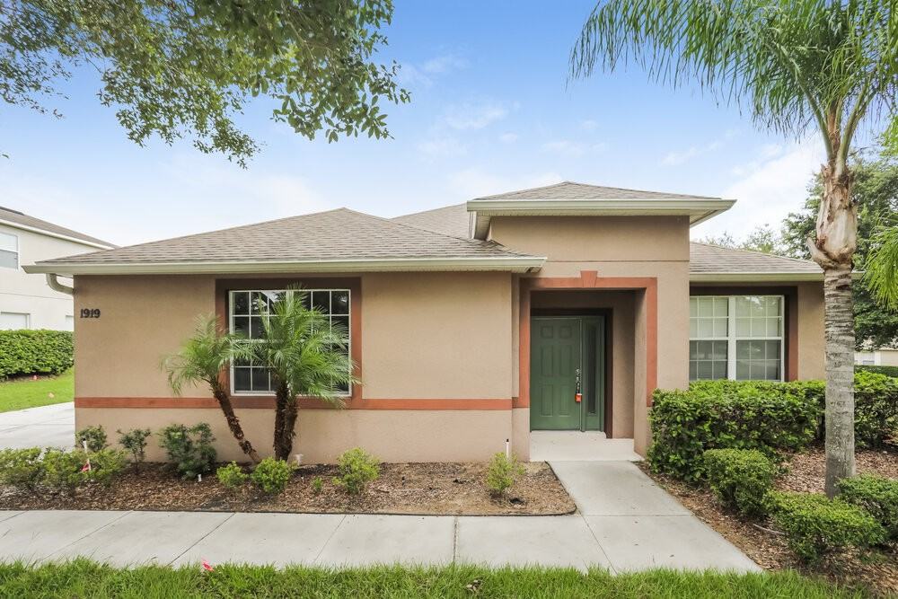 1919 Beardsley Dr
