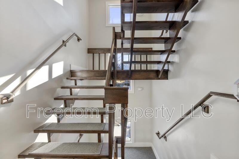 969 Hopmeadow St #304 - Photo 5 of 15
