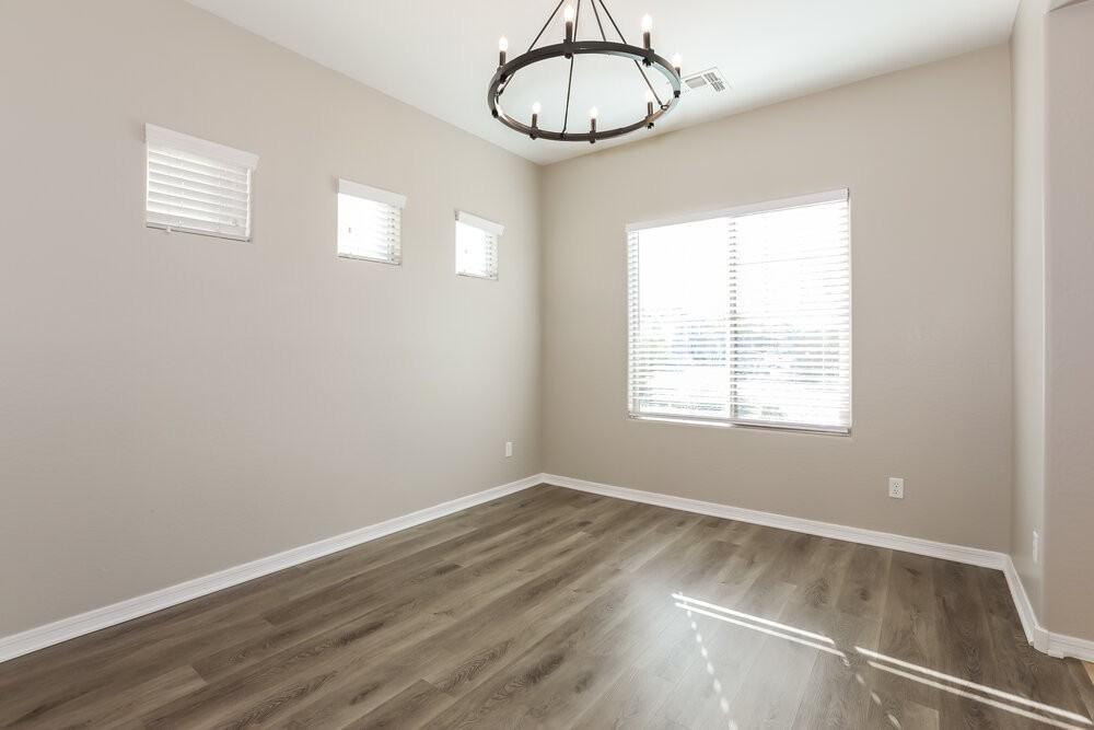 11162 E Stearn Ave - Photo 7 of 17