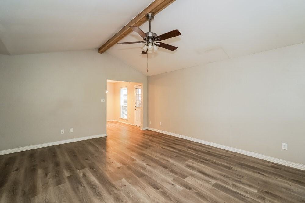 556 Blue Haze Dr - Photo 4 of 16
