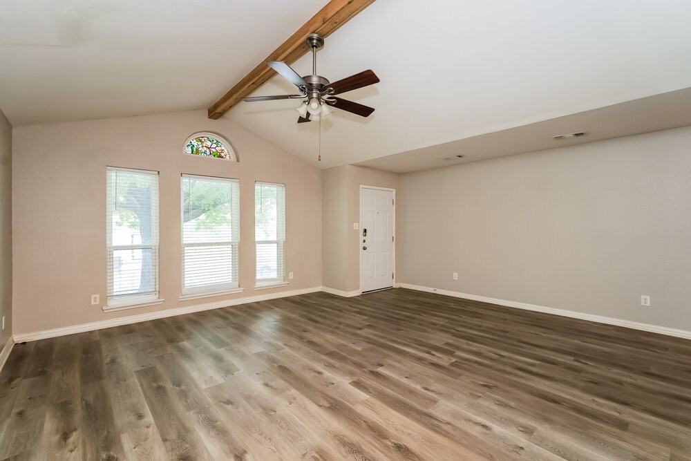 556 Blue Haze Dr - Photo 6 of 16