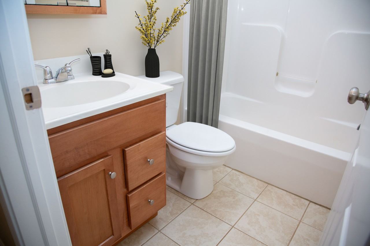 2680 Beverly Ave #2680 - Photo 5 of 5