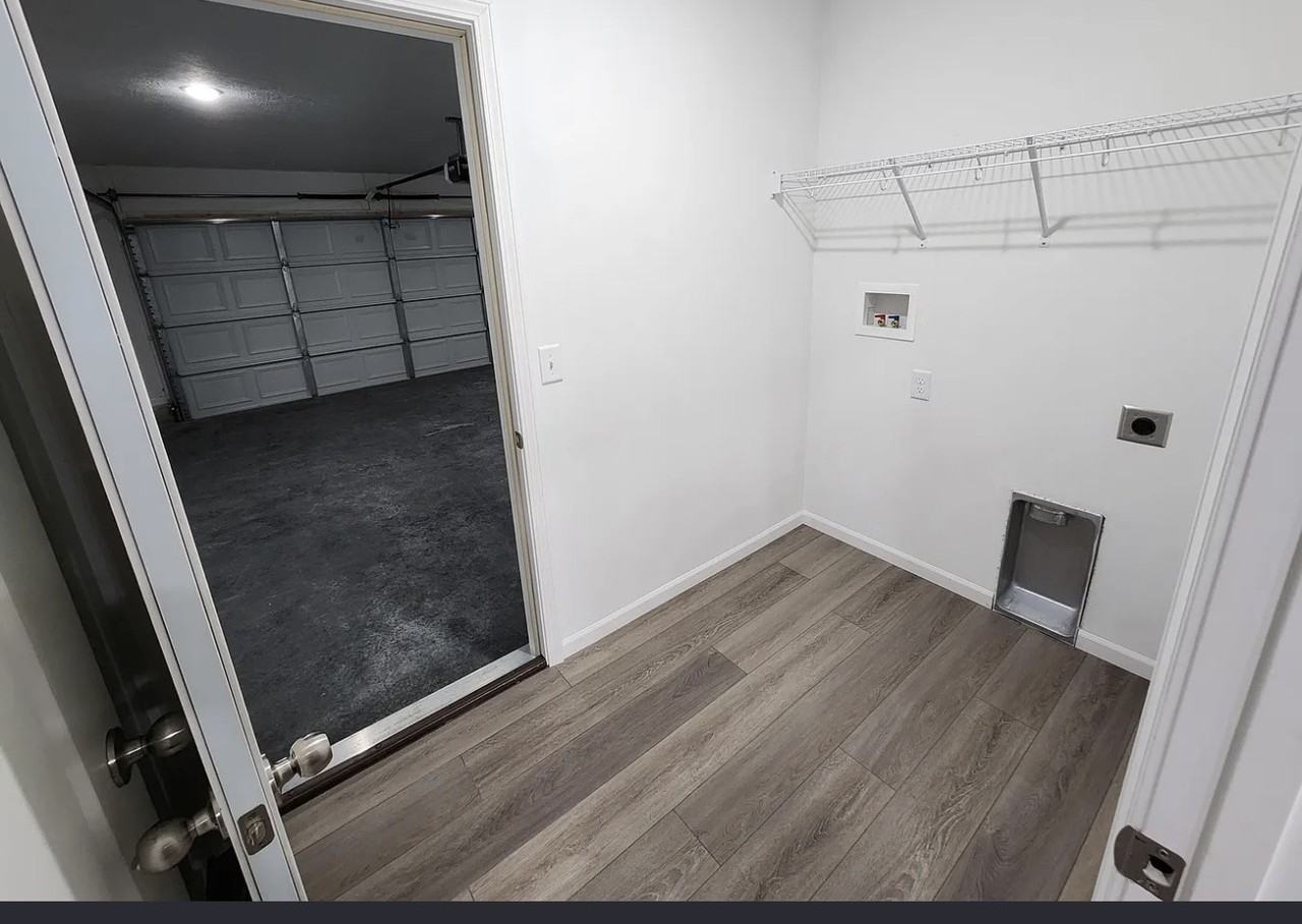 745 Aaron Way #NA - Photo 4 of 19