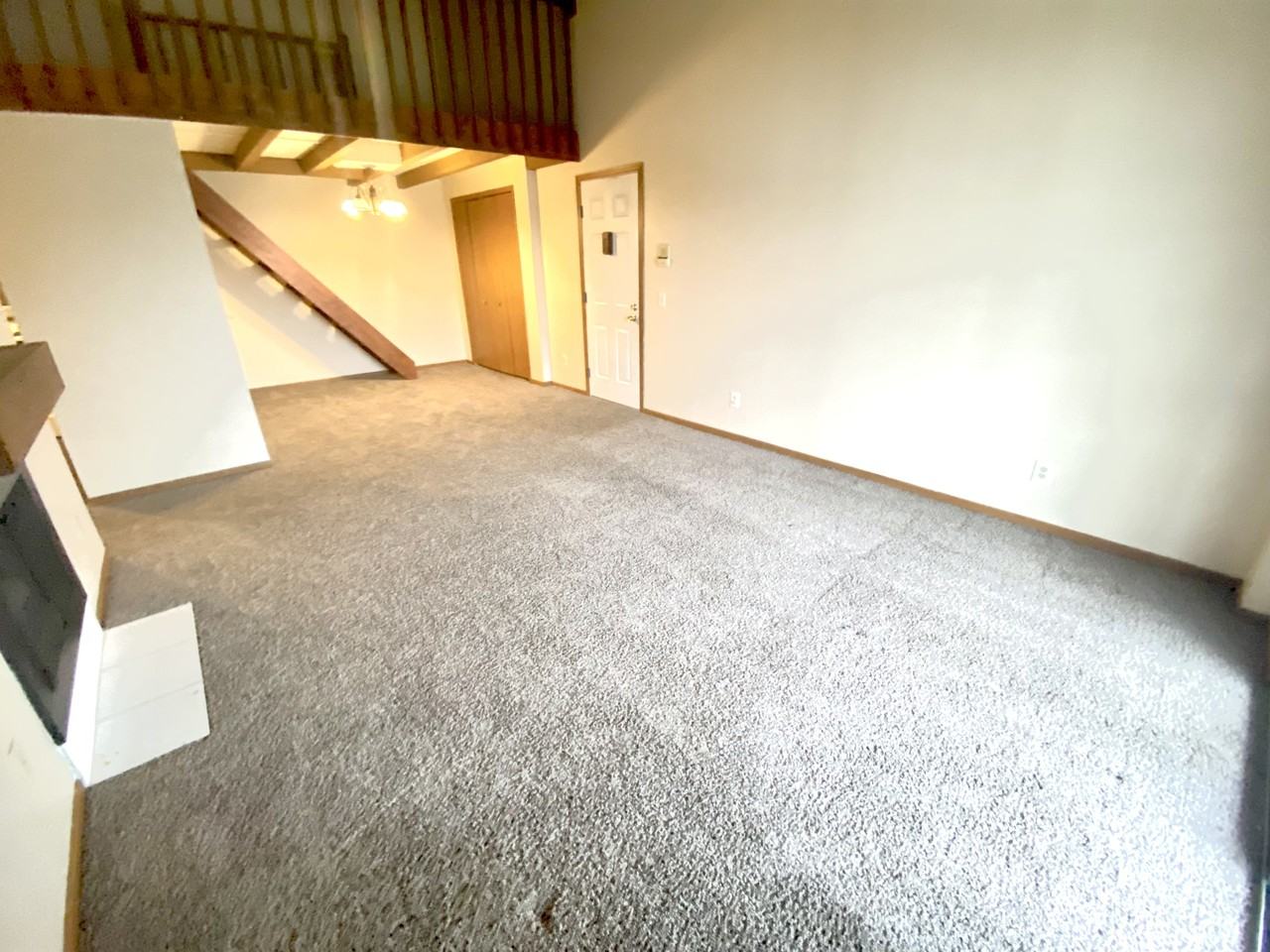 1876 Ledgewood Blvd Ne #A10 - Photo 2 of 9
