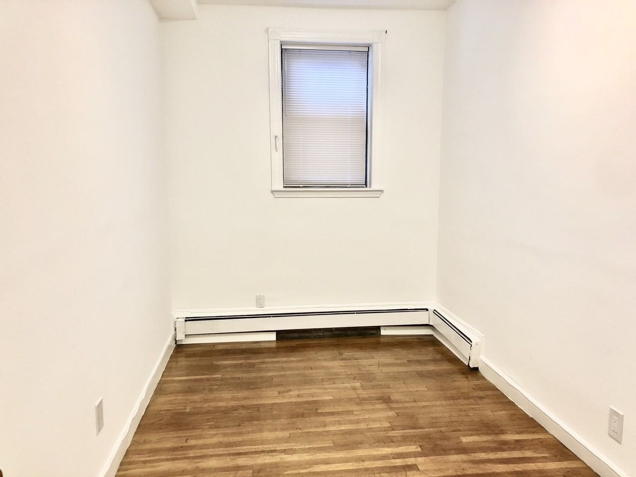 49 Gloucester St #2 - Photo 7 of 9