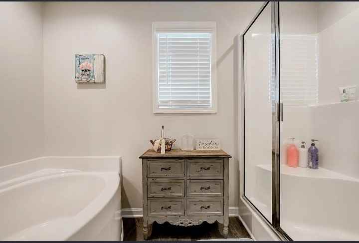 215 Drummond Way #NA - Photo 3 of 17