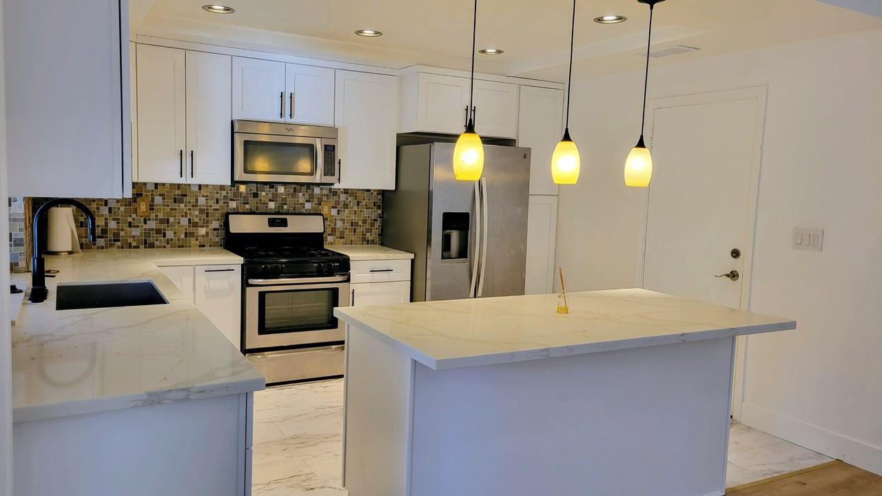 36521 Windtree Cir #NA - Photo 4 of 18