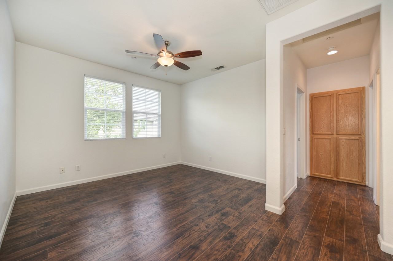 24 Crystalwood Cir #NA - Photo 5 of 18