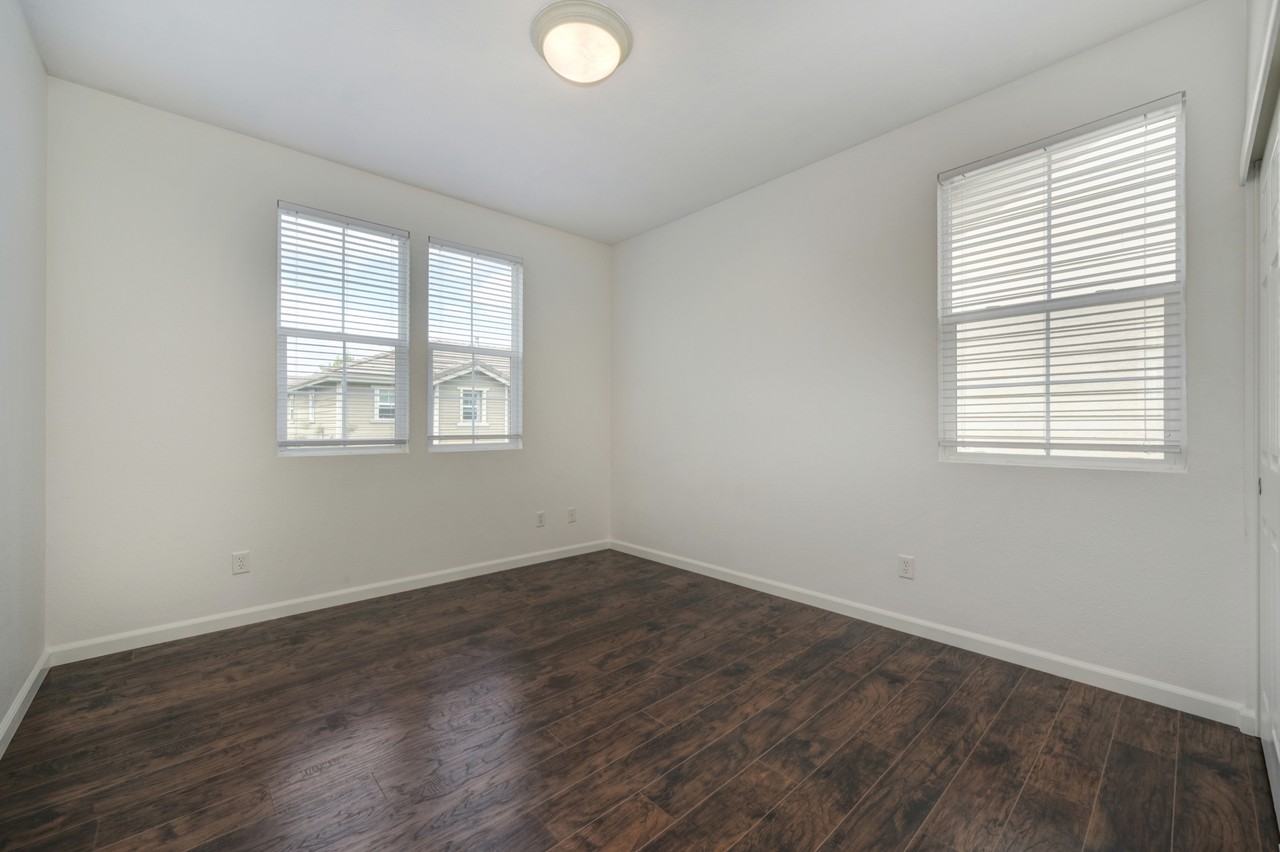 24 Crystalwood Cir #NA - Photo 7 of 18