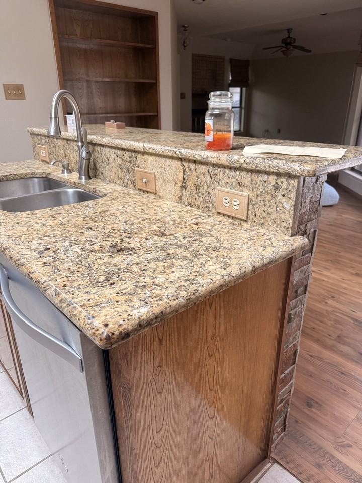 3220 Laurel Oaks Ct #NA - Photo 2 of 18