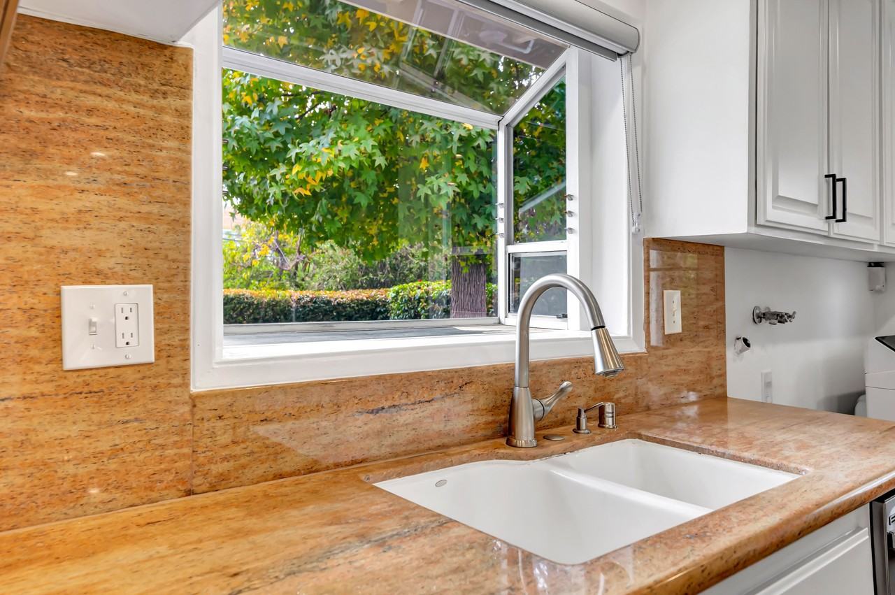 20619 Clark St #NA - Photo 6 of 41