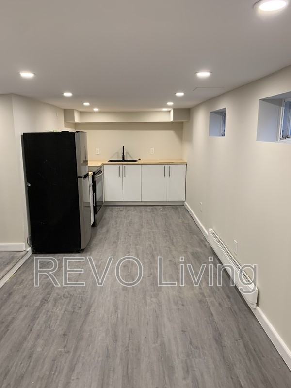 41 Welland Vale Rd - Photo 4 of 8