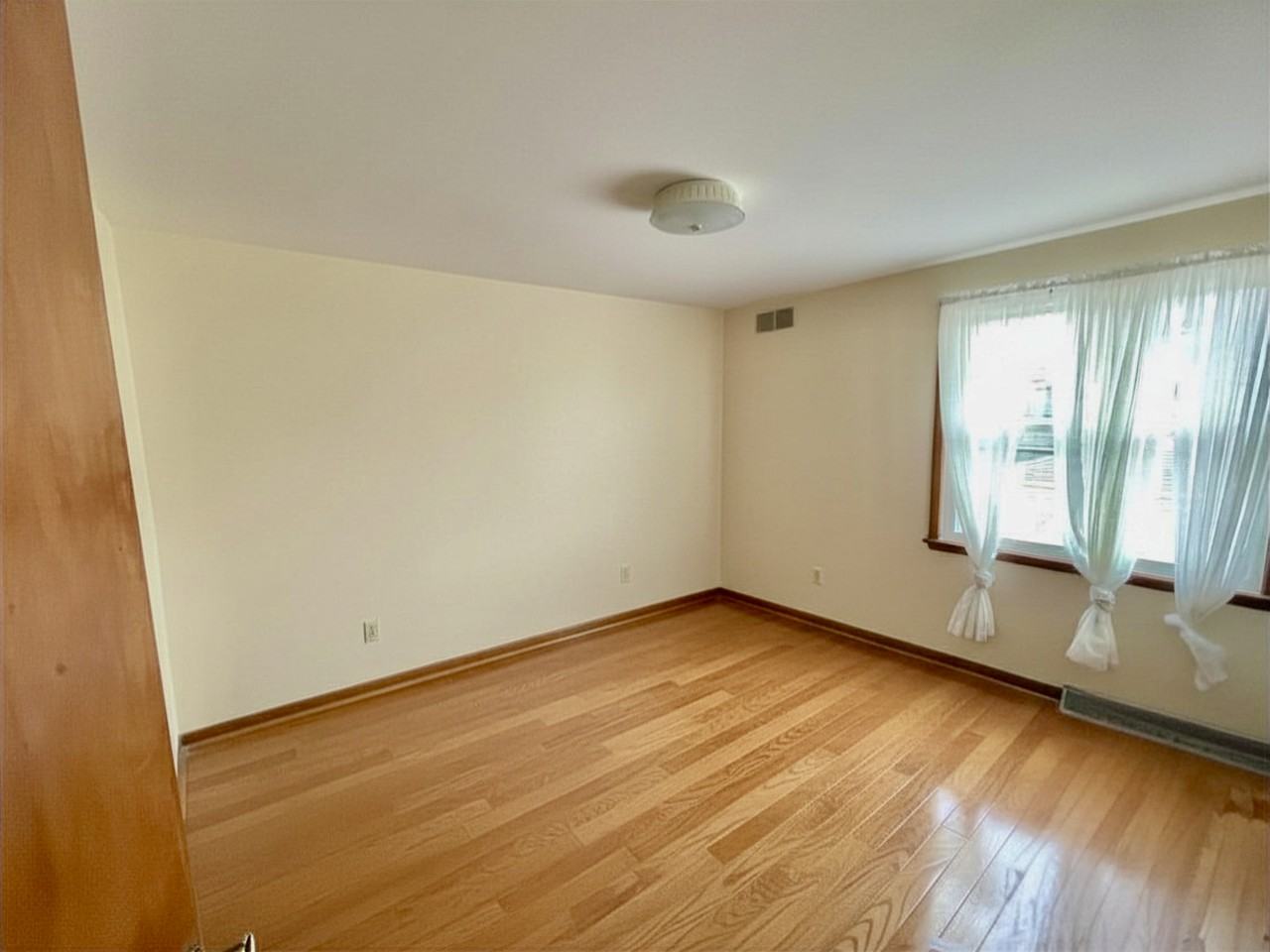 227 Sunshine Dr #227 - Photo 3 of 20