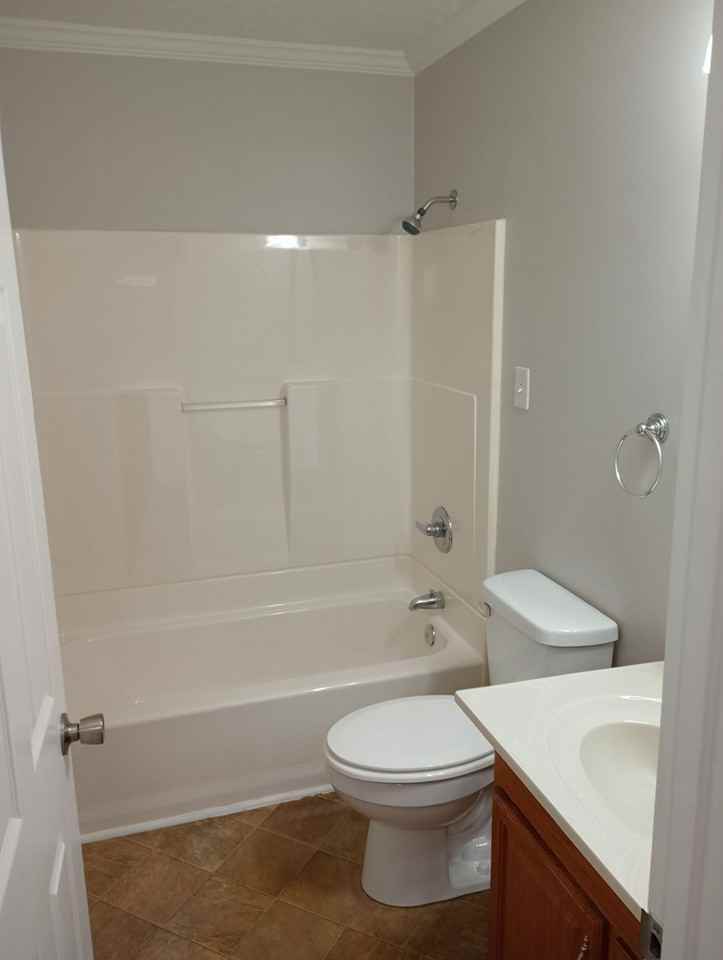 100 Kay St #100 - Photo 3 of 11