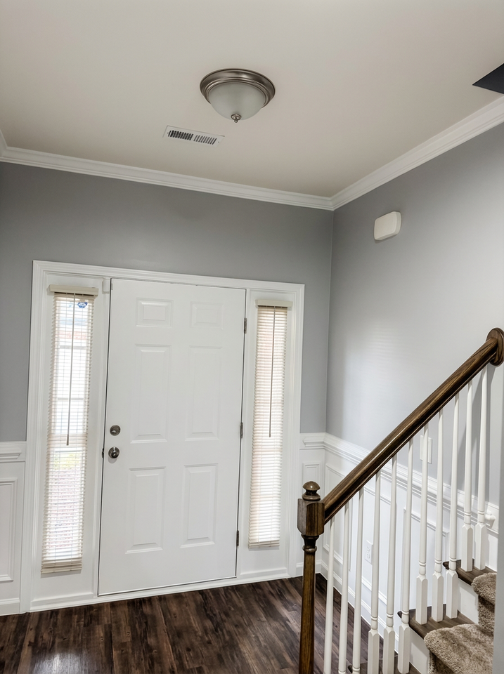 6561 Donahue Dr #NA - Photo 6 of 28