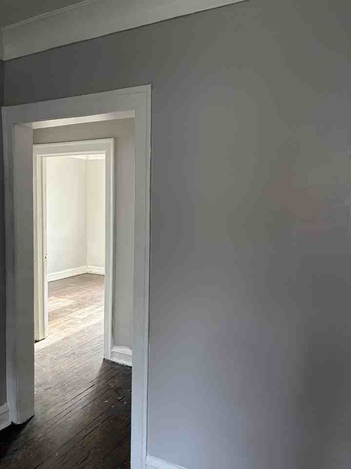 7226 S Champlain Ave #1 - Photo 4 of 4