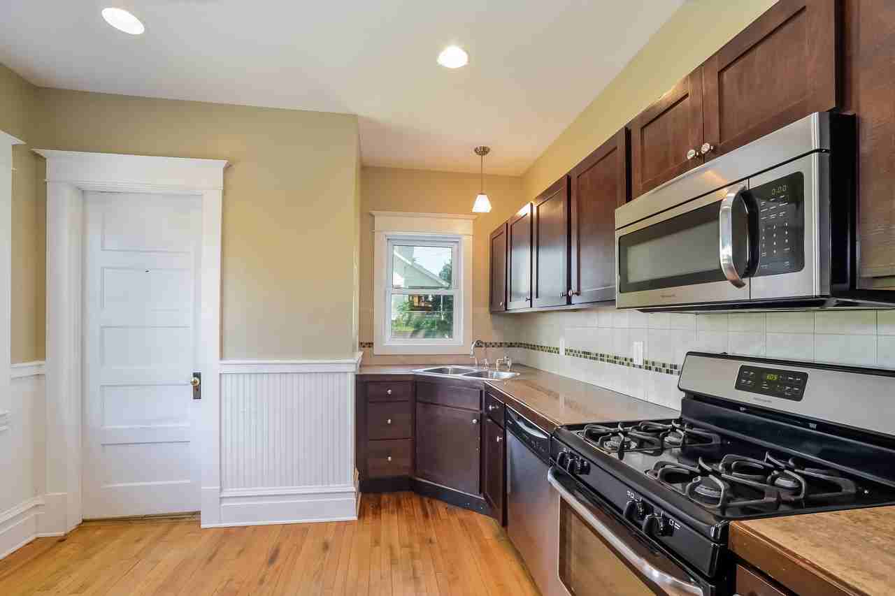 640 Lincoln Ave Nw #NA - Photo 6 of 27