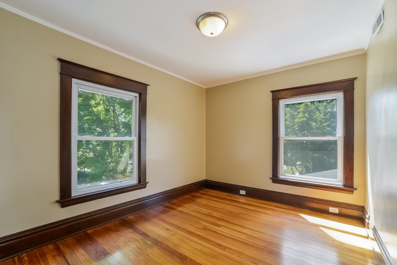 640 Lincoln Ave Nw #NA - Photo 7 of 27
