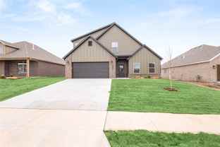 2303 N Presley St - Photo 1 of 1