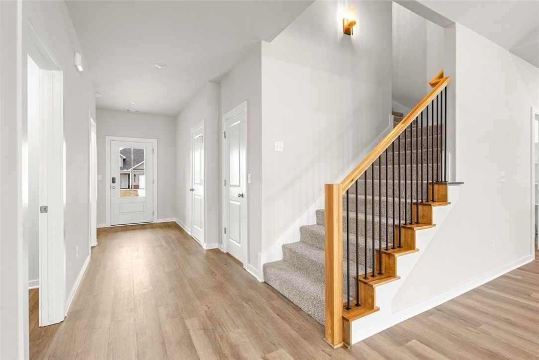 2303 N Presley St - Photo 3 of 40