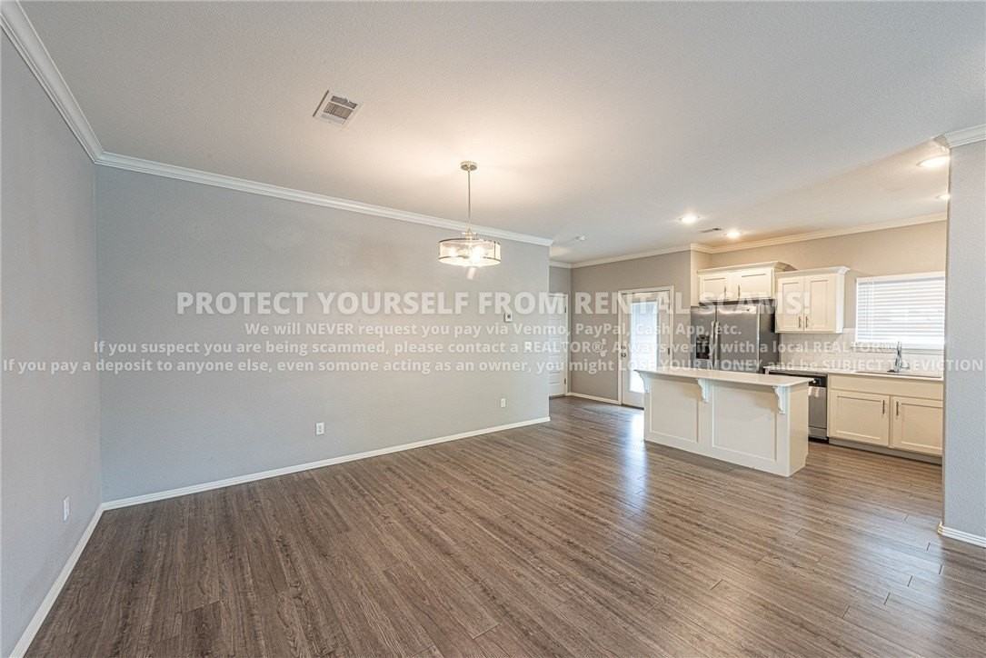 1286 N Corsica Dr - Photo 5 of 21
