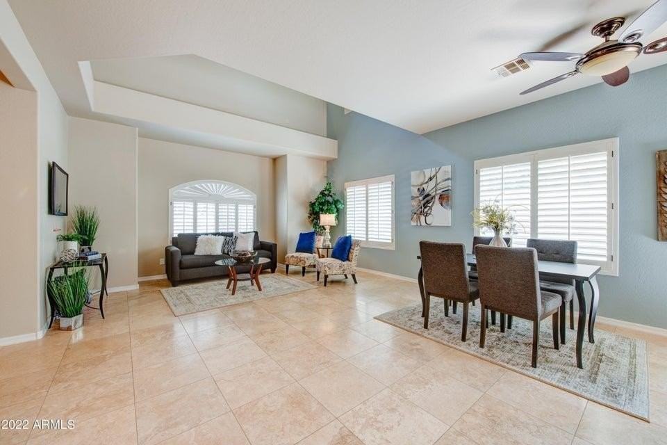 1120 S Ash Ave #1004 - Photo 2 of 30